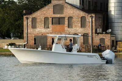 Pair Customs 28 Center Console