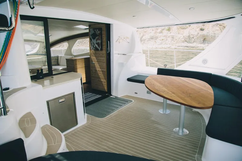  Yacht Photos Pics Manufacturer Provided Image