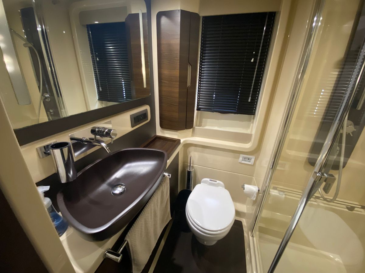 2017 Azimut 50 