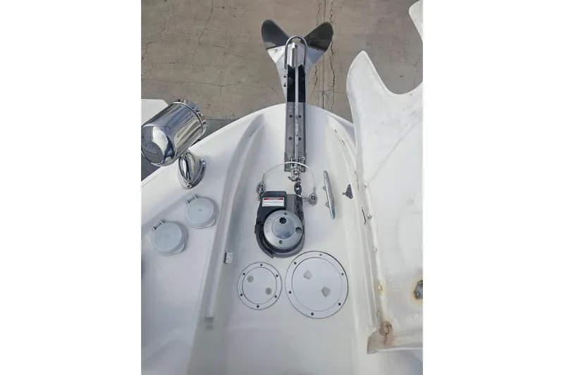 Levon II Yacht Photos Pics 2017 Sea Ray Sundancer 350 Coupe bow with anchor and deck fittings.