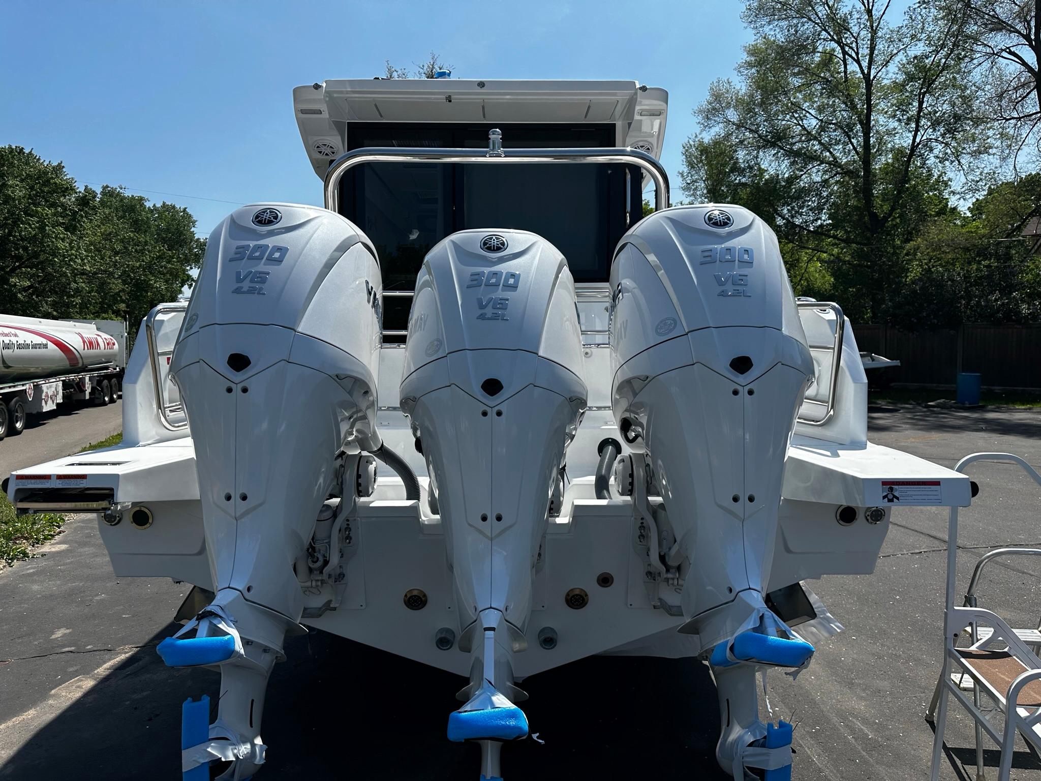 2023 Wellcraft 355 Cruiser for sale YachtWorld