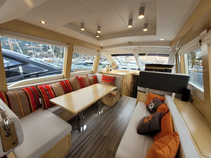 Frcou19001ab18 Yacht Photos Pics 