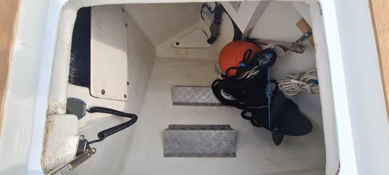 Frcou19001ab18 Yacht Photos Pics 