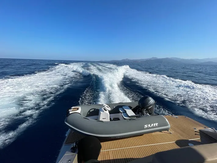 Frcou19001ab18 Yacht Photos Pics 