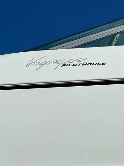 Justified Yacht Photos Pics 2001 Carver 530 Voyager Pilothouse - Image 7