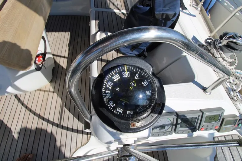  Yacht Photos Pics Compass and navigation instruments on 2004 Jeanneau Sun Odyssey 40.3 sailboat deck.