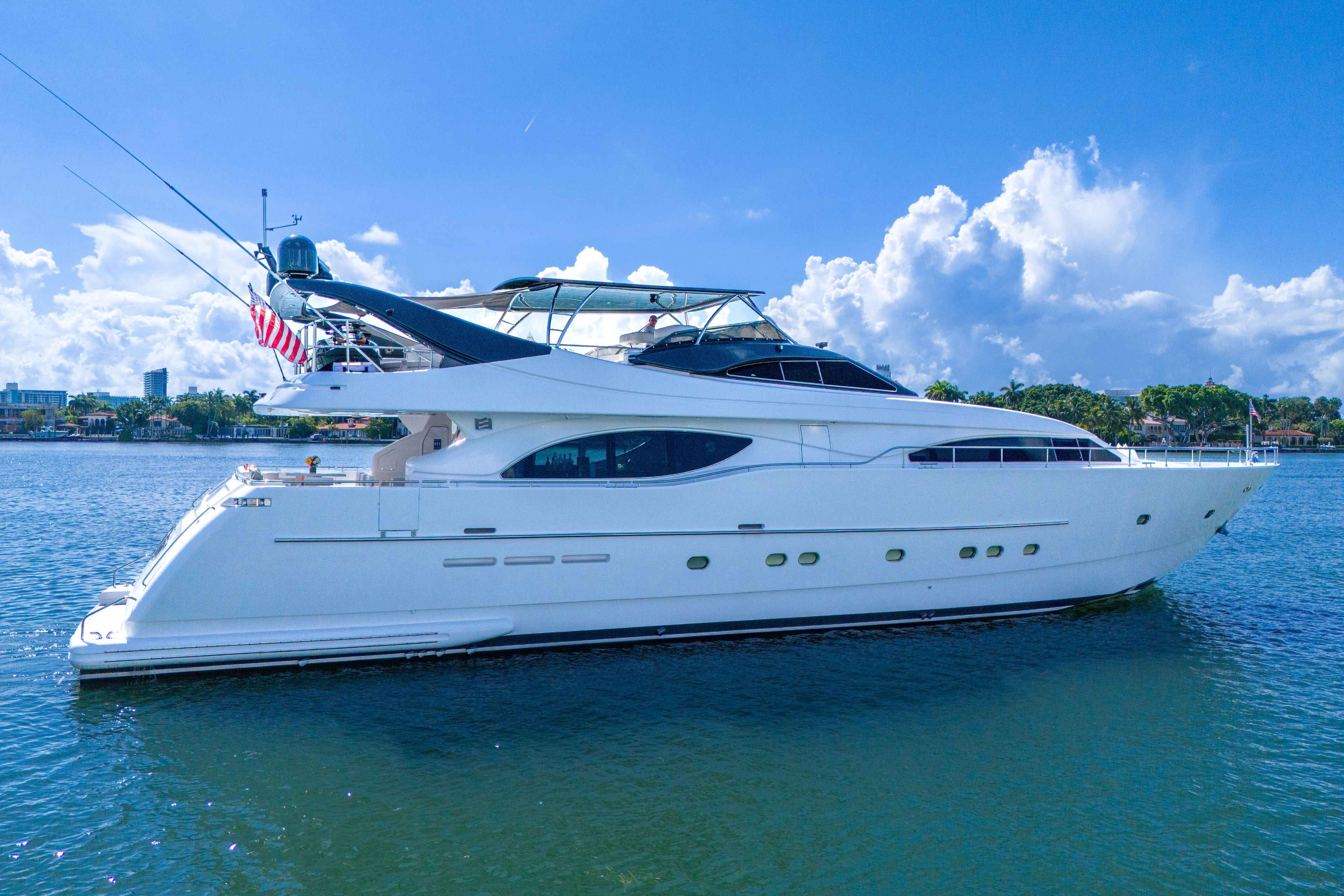 Yacht