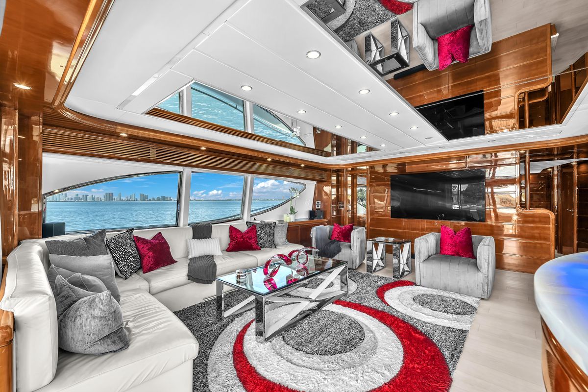 2002 Ferretti Yachts 94 