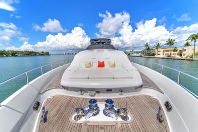 Yacht