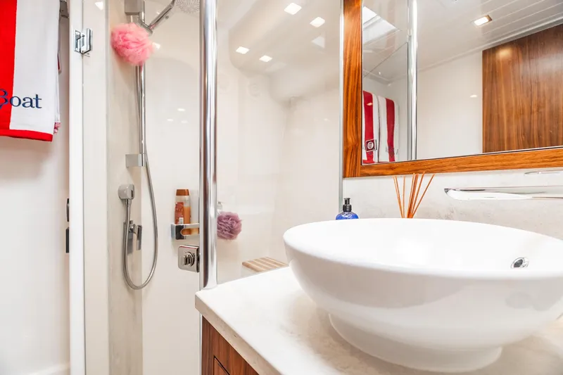 A Ro Boat Yacht Photos Pics 