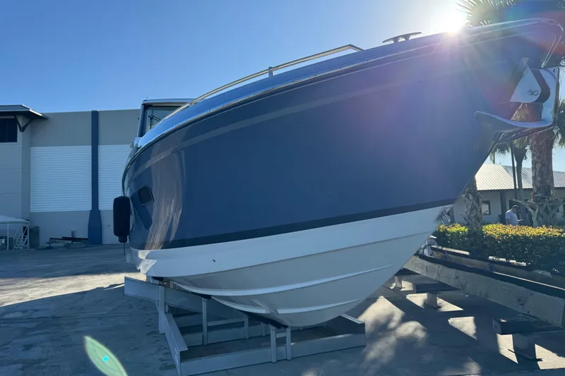 Millennium Falcon Yacht Photos Pics 2023 Formula 400 Super Sport Crossover boat on display in a sunny outdoor setting.