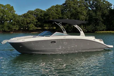 Sea Ray SDX 270