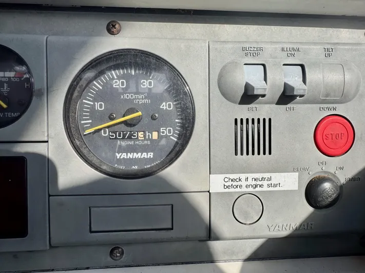 Epsilon Yacht Photos Pics 