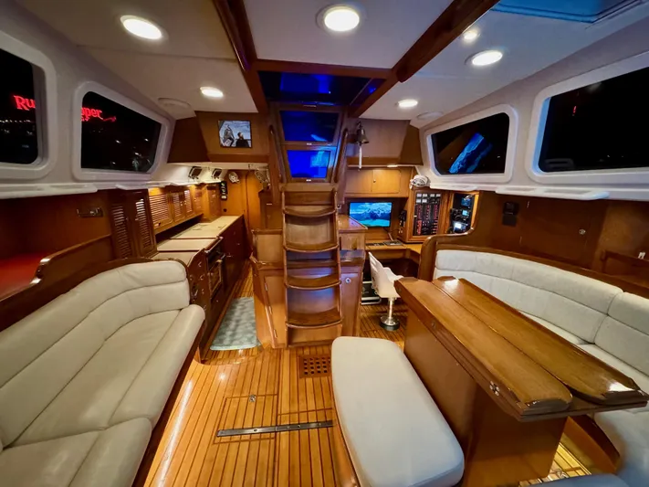 Epsilon Yacht Photos Pics 