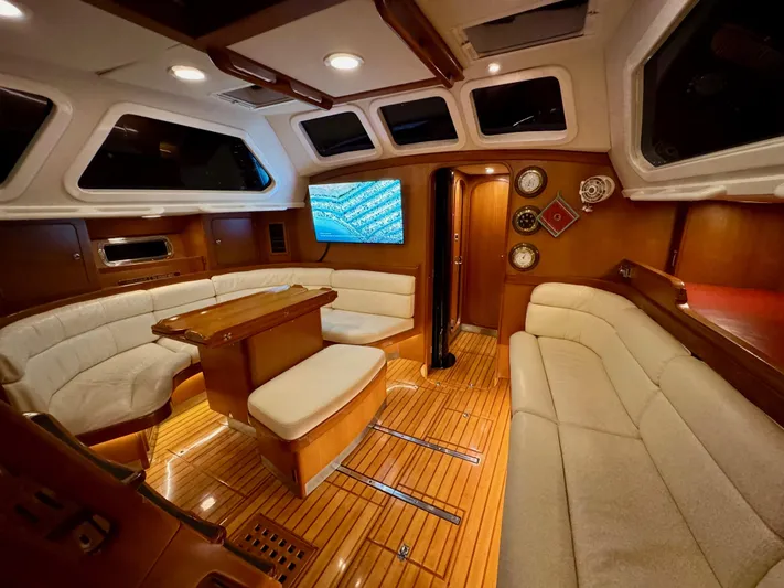 Epsilon Yacht Photos Pics 