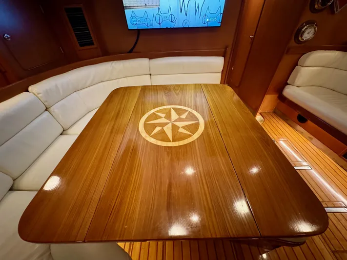 Epsilon Yacht Photos Pics 