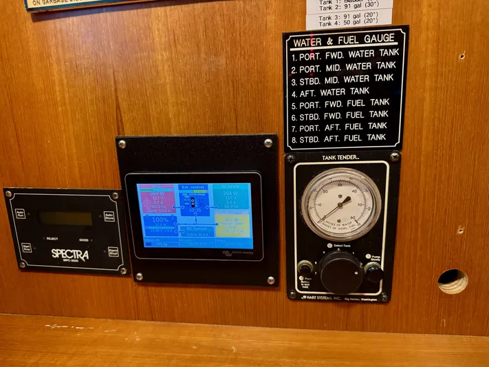 Epsilon Yacht Photos Pics 