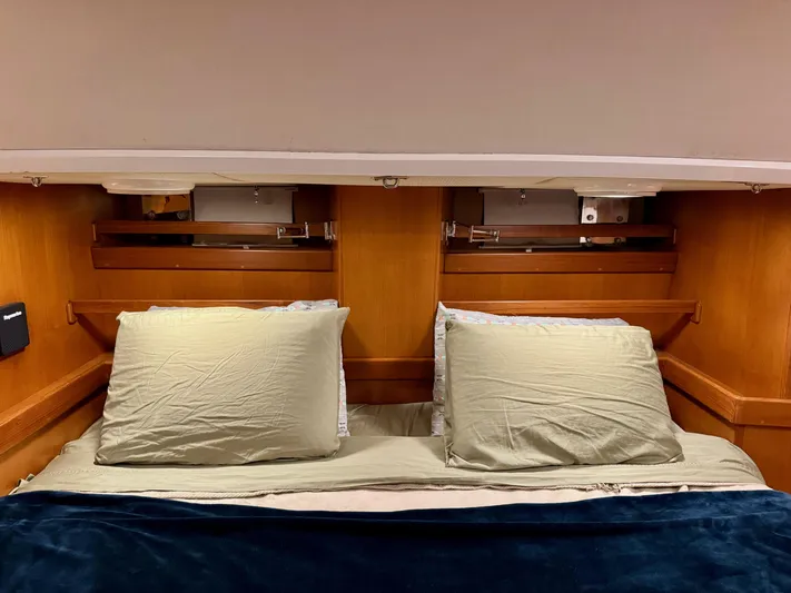 Epsilon Yacht Photos Pics 