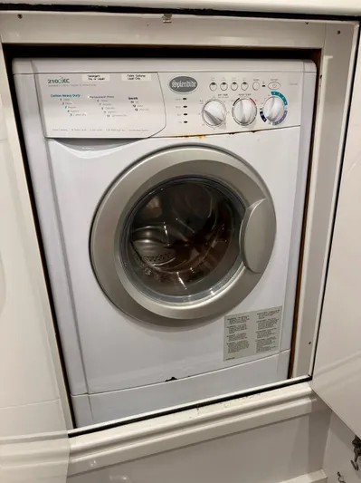 Epsilon Yacht Photos Pics 