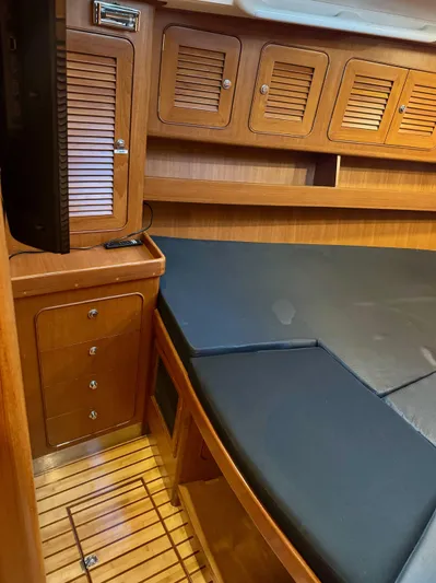 Epsilon Yacht Photos Pics 