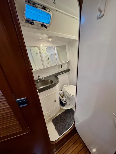 Epsilon Yacht Photos Pics 