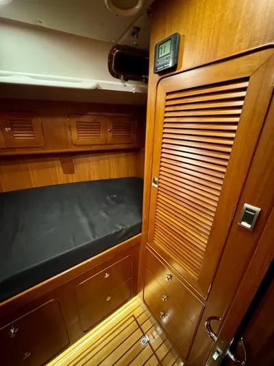 Epsilon Yacht Photos Pics 