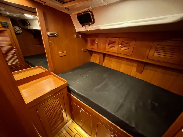 Epsilon Yacht Photos Pics 