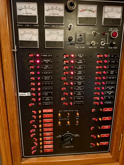 Epsilon Yacht Photos Pics 