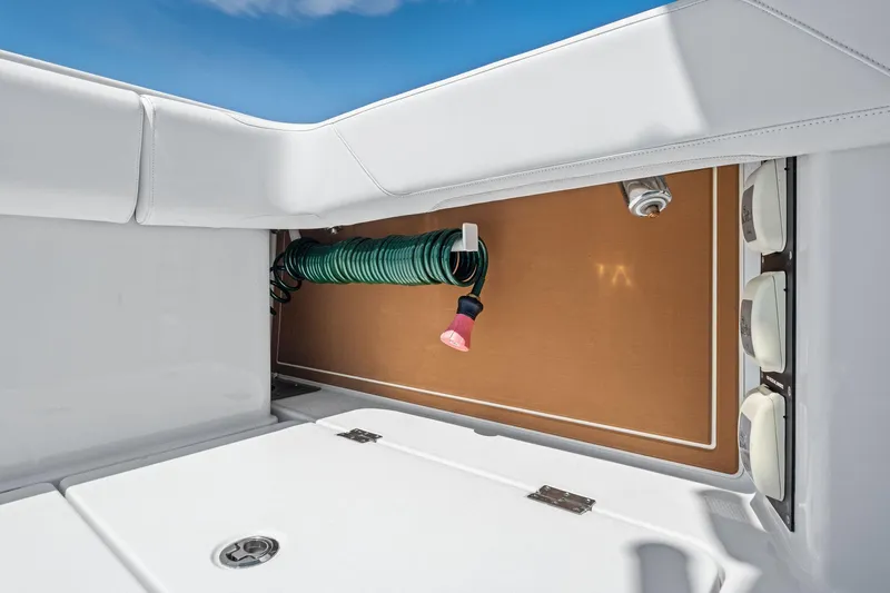 Down Range Yacht Photos Pics 