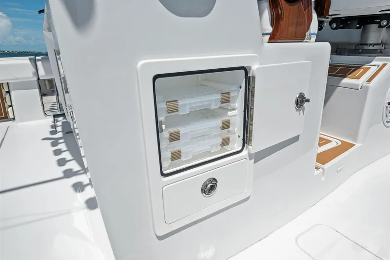 Down Range Yacht Photos Pics 