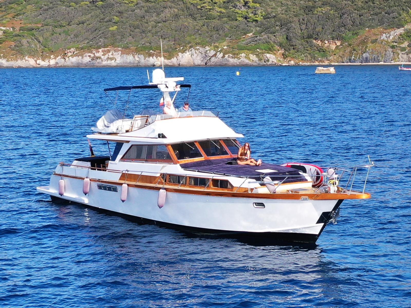 cantieri di pisa yacht for sale