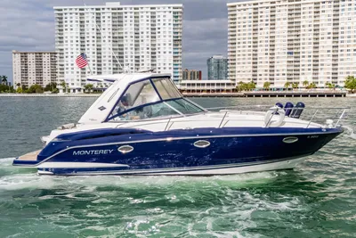 2015 Monterey 335 Sport Yacht