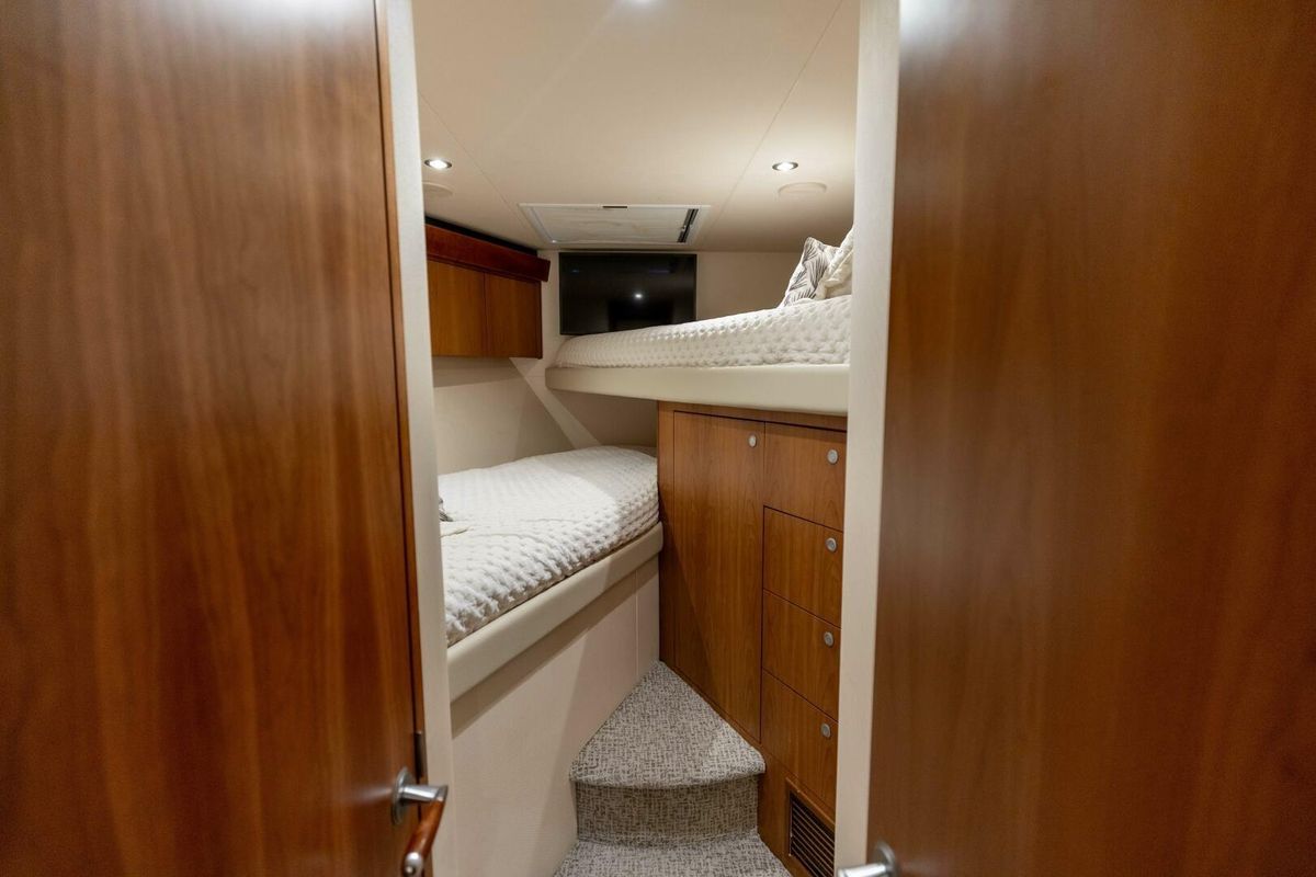 2012 Hatteras 60 