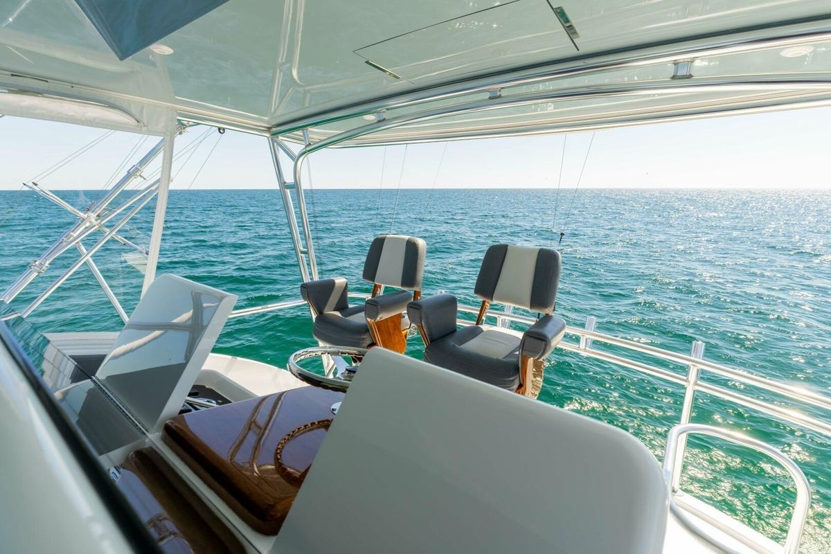 2012 Hatteras 60 