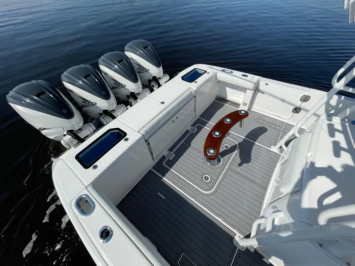 Engine Warranty/seakeeper Yacht Photos Pics 