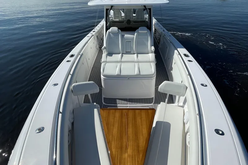 Engine Warranty/seakeeper Yacht Photos Pics 