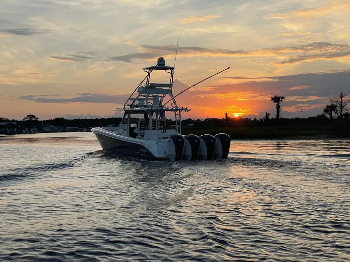 Engine Warranty/seakeeper Yacht Photos Pics 