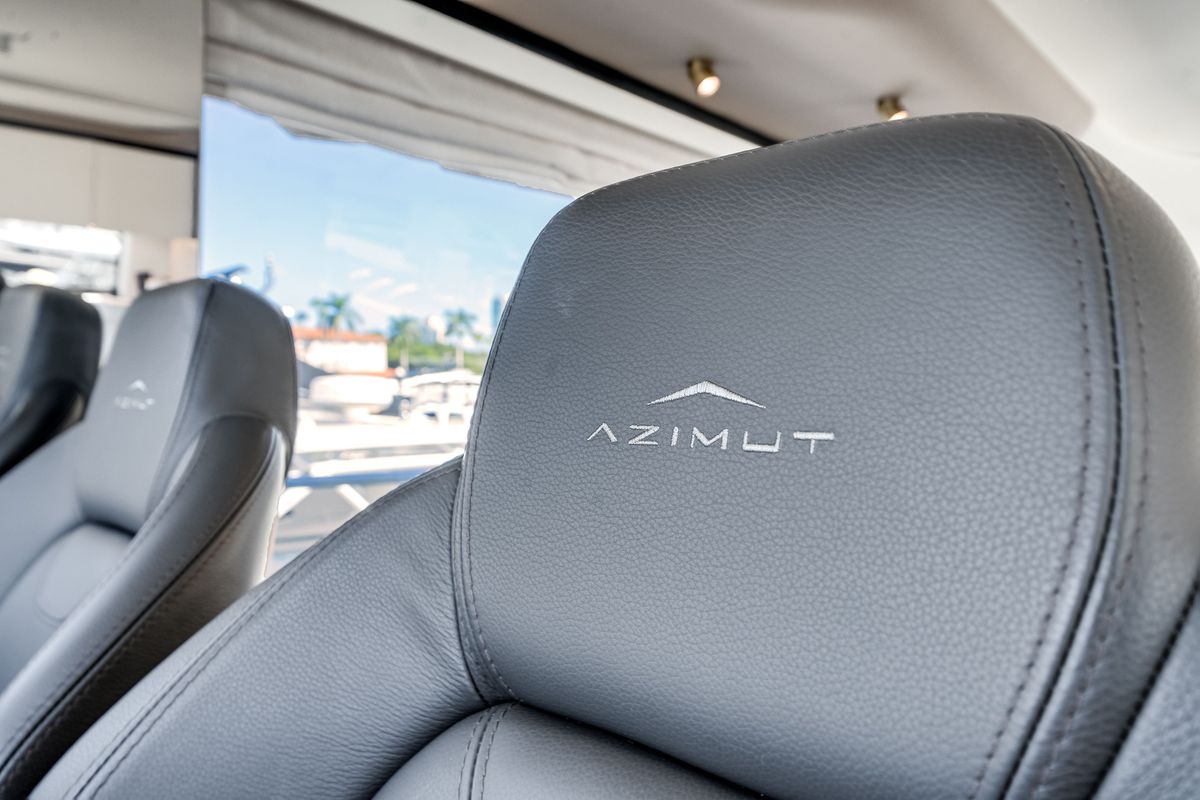 2021 Azimut 60
