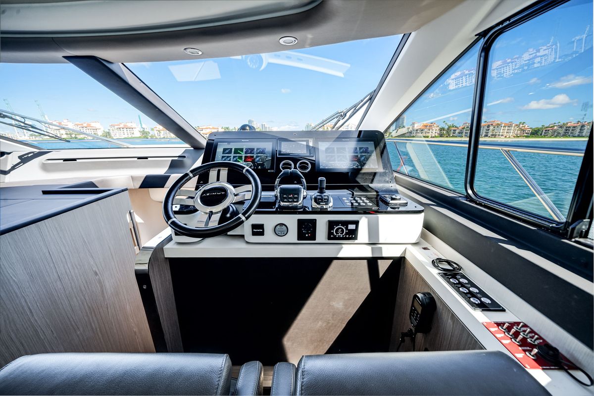 2021 Azimut 60