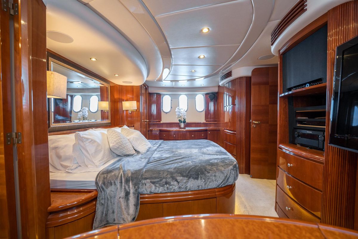 2004 Azimut 80 