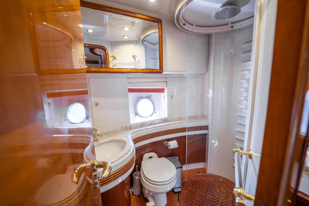 2004 Azimut 80 