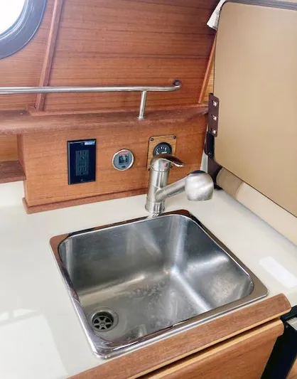 Putnik Yacht Photos Pics 