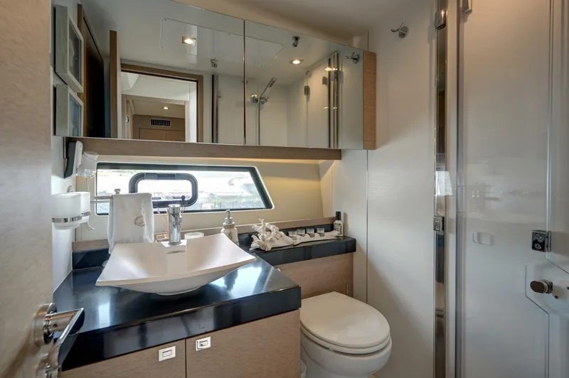 Lady Maro Yacht Photos Pics 2017 Prestige 500 S - Image 42