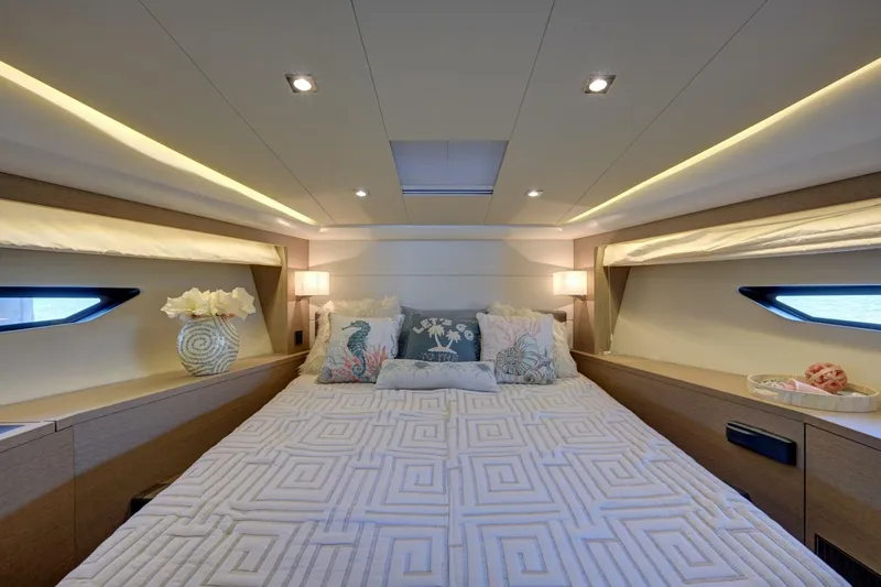 Lady Maro Yacht Photos Pics 2017 Prestige 500 S - Image 38