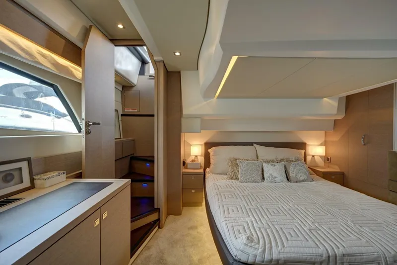 Lady Maro Yacht Photos Pics 2017 Prestige 500 S - Image 26