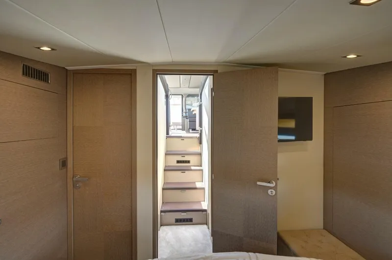 Lady Maro Yacht Photos Pics 2017 Prestige 500 S - Image 41