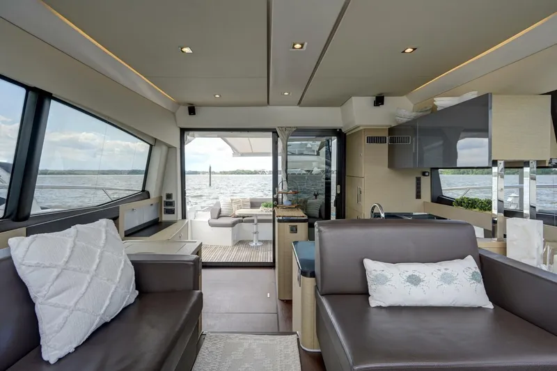 Lady Maro Yacht Photos Pics 2017 Prestige 500 S - Image 18