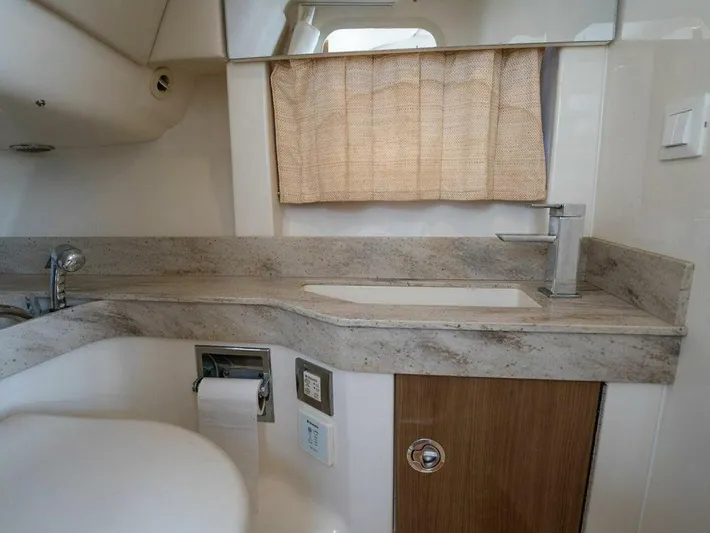  Yacht Photos Pics 2016 Formula 350 Cbr - Image 28