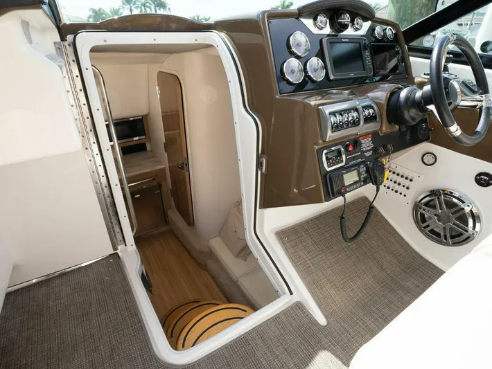  Yacht Photos Pics 2016 Formula 350 Cbr - Image 22