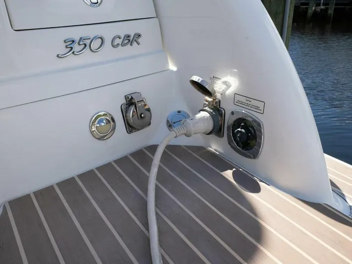  Yacht Photos Pics 2016 Formula 350 Cbr - Image 30